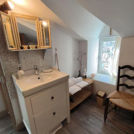 Le Vieux Vinzelles * ボルヴィック