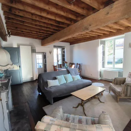 Le Vieux Vinzelles 別荘 ボルヴィック