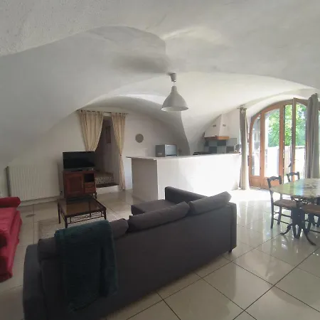 Le Vieux Vinzelles * Volvic