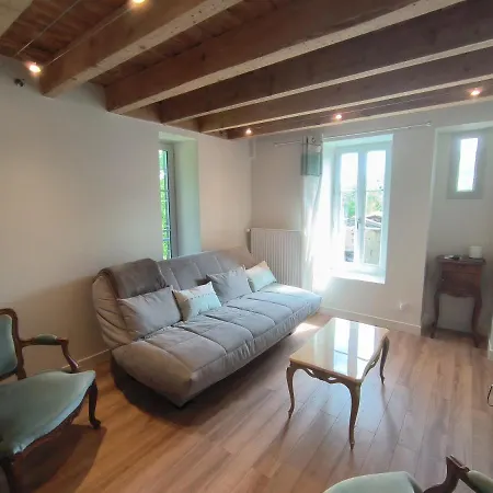 Nyaraló Le Vieux Vinzelles *