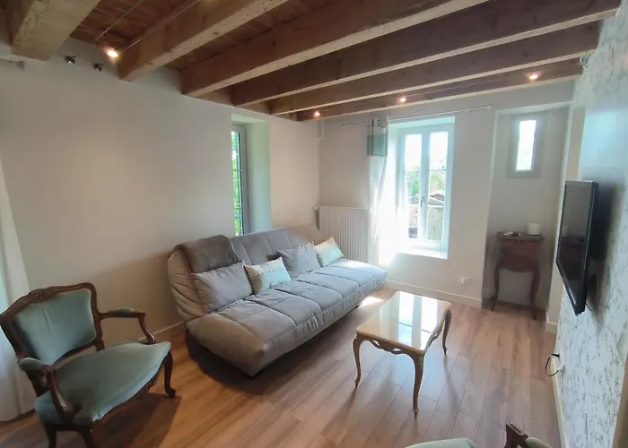 Nyaraló Le Vieux Vinzelles *