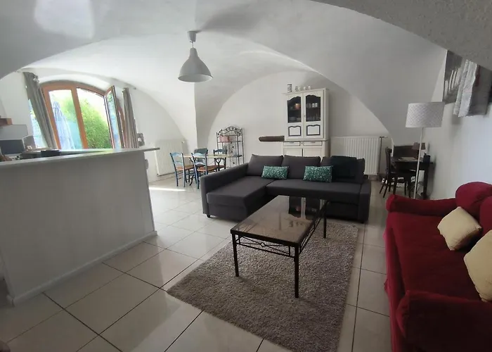 Le Vieux Vinzelles Nyaraló *